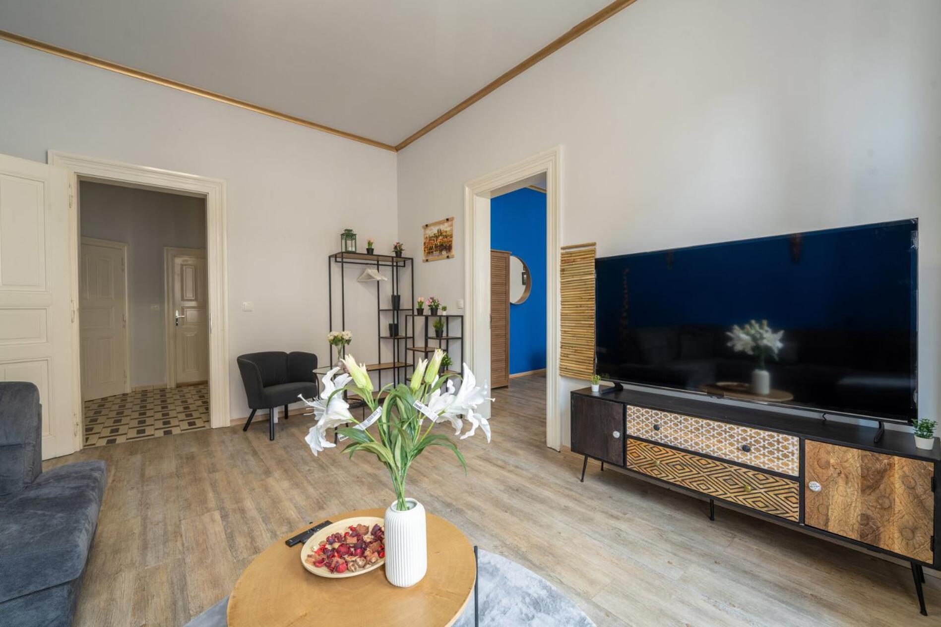 Apartment Cozy 3-brd Riverside In Center Prag
